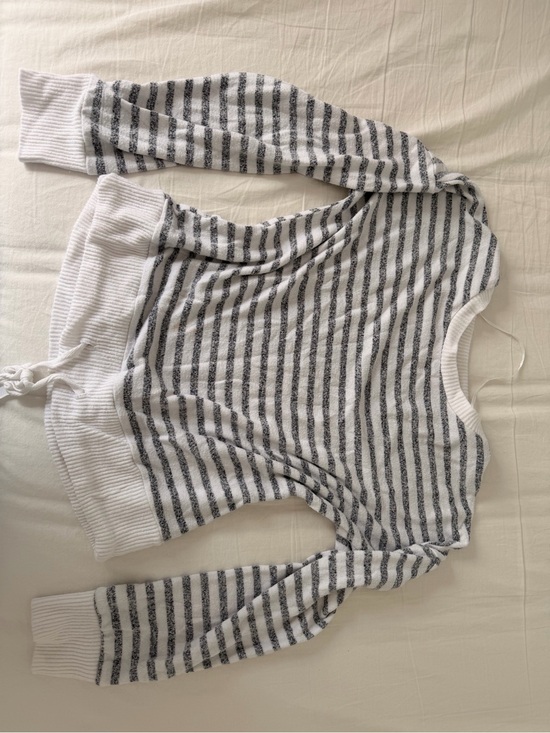 Other - Cozy Striped Pullover Sweater - White & Charcoal